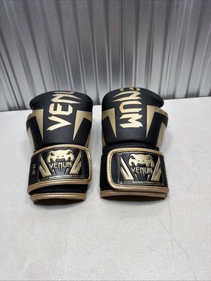 Venum Elite ボクシンググローブ 12oz ブラック ゴールド Venum Elite Boxing Gloves - Gold/Black - Venum