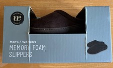 Wayland Square Deluxe Memory Foam Ultra Soft Brown Slippers Size Small Men/Women