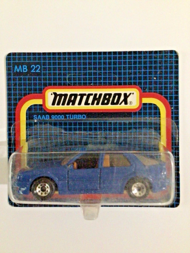 MB-22 Matchbox SAAB 9000 TURBO unpunched card 1991 RARE BLUE Europe only release - Image 2 of 4
