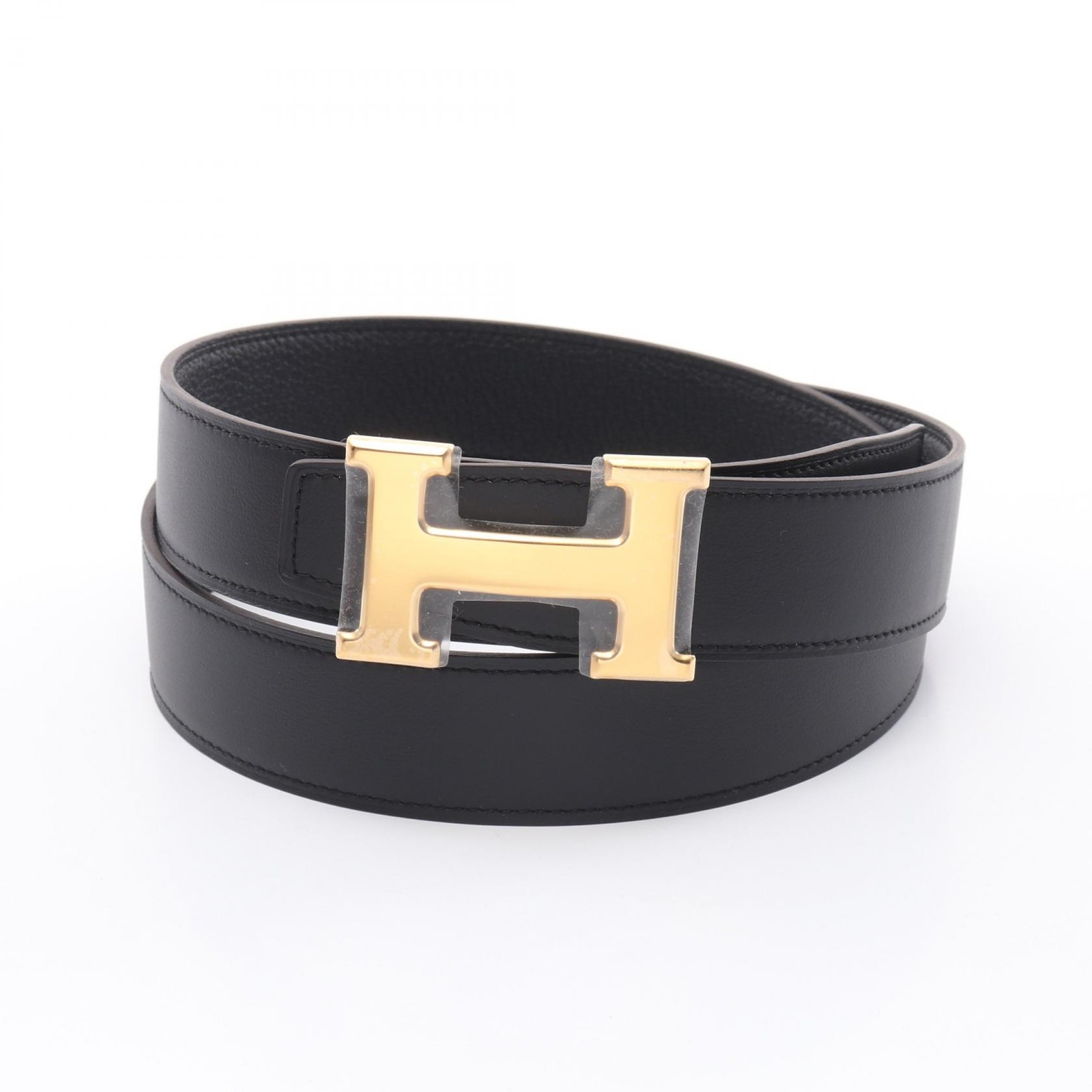 HERMES W Swift Togo leather belt in black with gold hardware  