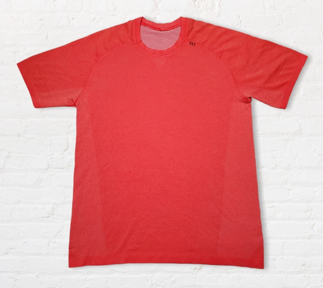 Lululemon Metal Vent Tech Crewneck Shirt Men's Medium Orange Striped EUC