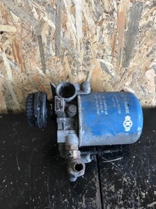 Air Dryer Knorr Bremse 0484460166 For Iveco Euro Cargo 75E17 2004 Year