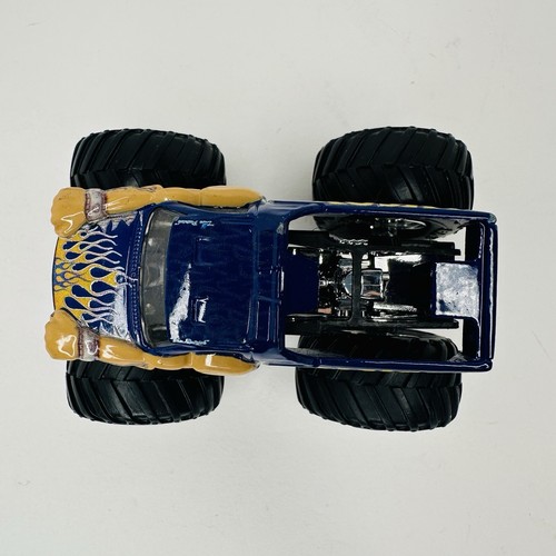 Hot Wheels Monster Trucks 1:64 “SAMSON” Leading Legends - Picture 2 of 7
