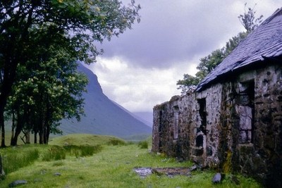 Photo 6x4 Ais-an t-Su00c3u00acthean Ais-an t-Su00ecthean A ruined shep c1966