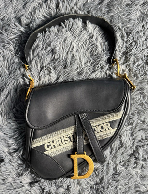 Dior Saddle Damen Schultertasche Leder Schwarz Logo goldfarbene Beschläge