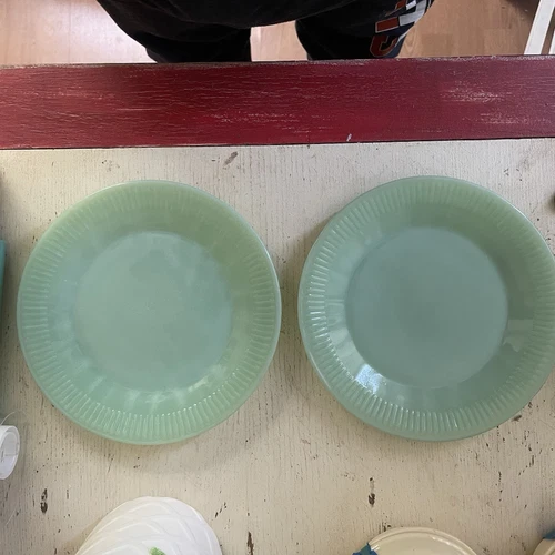 Set of 2 Vintage Jadeite Fire King Jane Ray Green Glass 7-3/4" Salad Plates