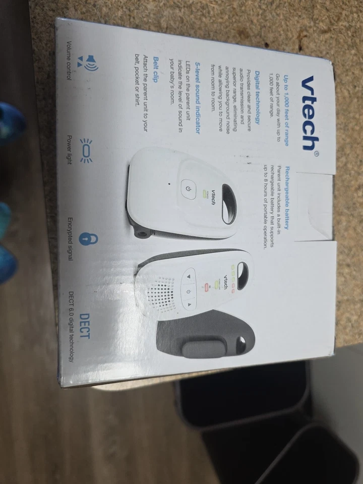 Monitor de bebé con audio digital VTech DM112-2 con dos unidades para padres Foto 2 de 4