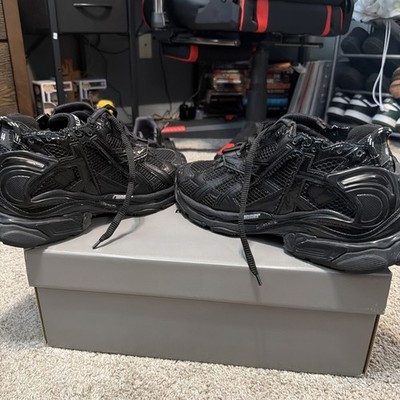 Size 11 - Balenciaga Runner Sneaker Black 44 EU