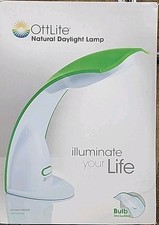 OTTLITE GX8026 Natural Daylight Desk Lamp Metallic Green / White w/Bulb  Box.