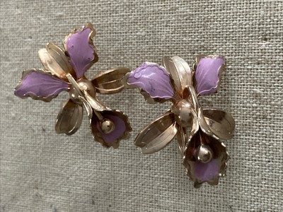 Vintage Orchid Flower Gold Tone Lavender Enamel Metal Screw Back Earrings