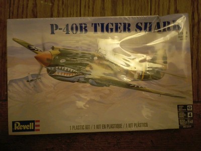 REVELL P-40B TIGER SHARK,TAIWANESE MARKINGS NMIB,1/48 SCALE