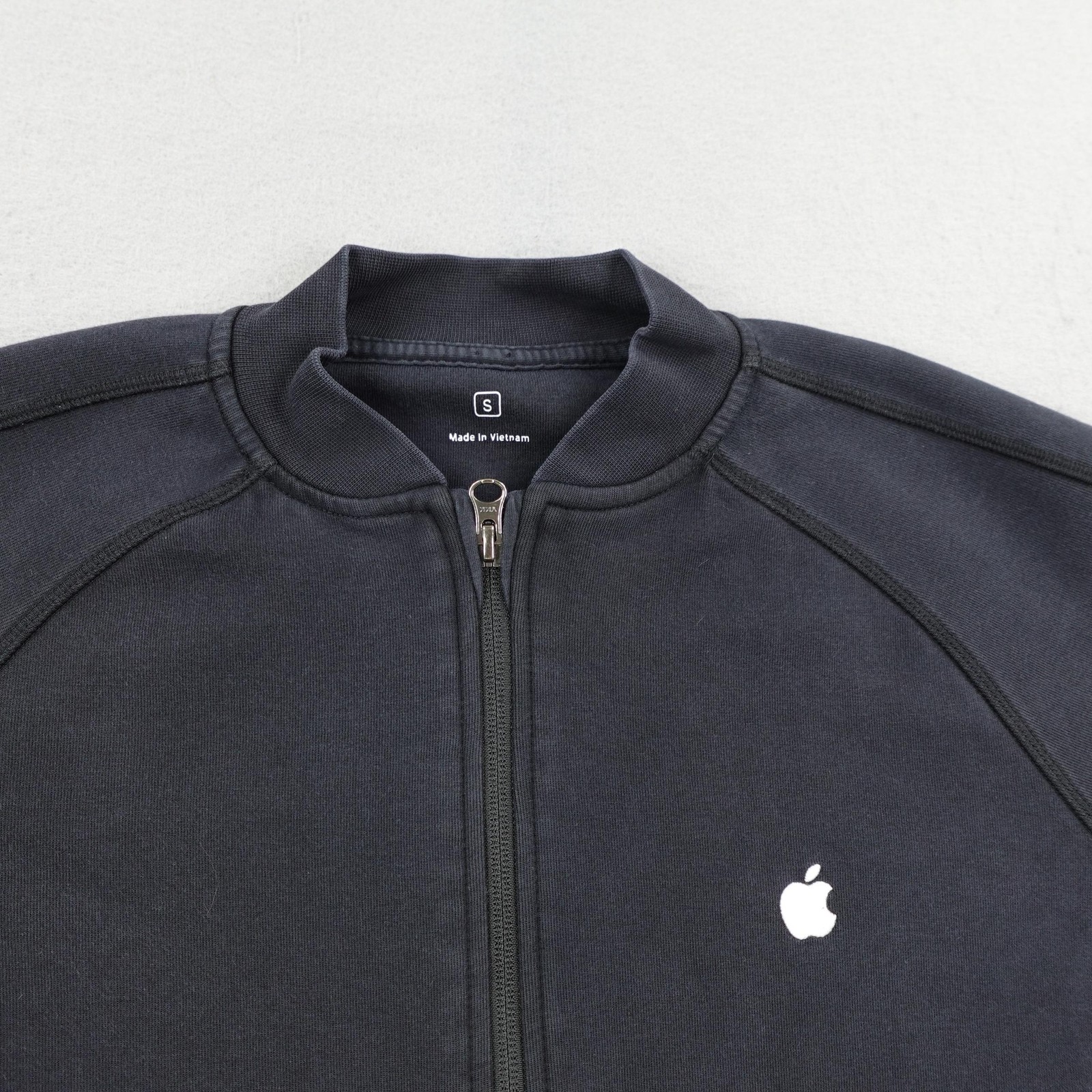 Apple Jacket Mens Small Black Full Zip Sweatshirt Logo Tech Employee Bomber Coat - second product detail image
