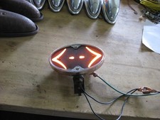 1 Vintage Yankee Turn Master Arrow 6 Volt Lights