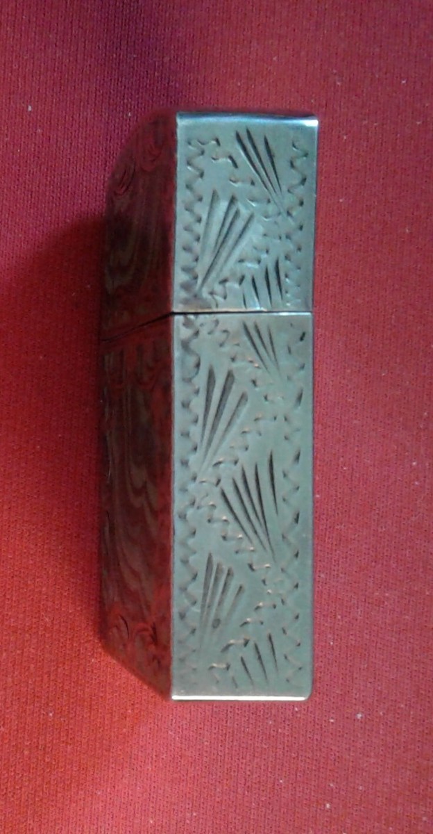 Vintage 800 Silver Lighter with Green Enamel Inlay Zippo Full Size
