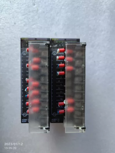 Omron CJ1W-OC211 16-point relay contact output unit