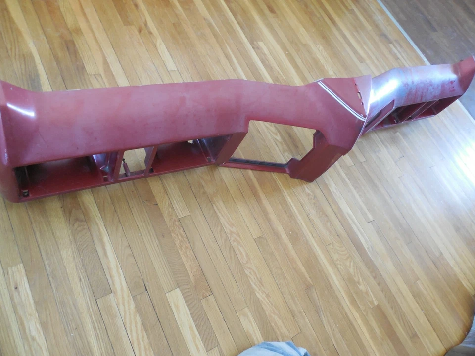 Pontiac Grand Prix 1977; panel de cabecera, PN#525873 UP, BUDD CO PPD B 7728 Foto 4 de 4