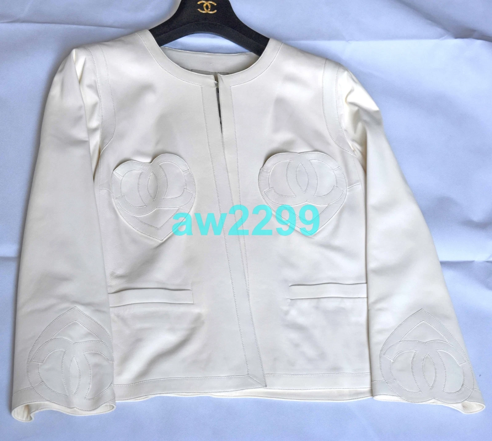 Blazer Giacca Da Passeggiata Nuova con Etichette Chanel 09C Rara 100% Pelle d'Agnello CC LOGO FR 42 40 Avorio