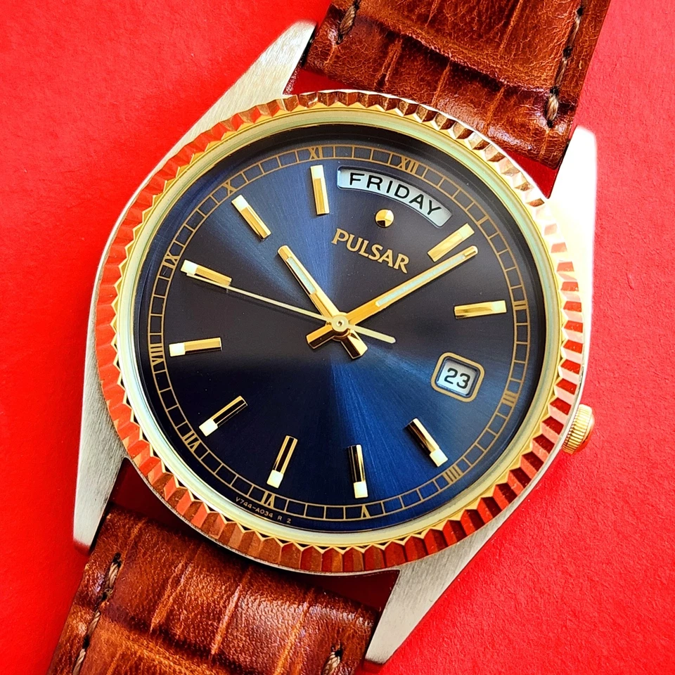 Pulsar President Day Date Watch Blue Dial Fluted Bezel Two Tone V744-X004 Mens - image 2 of 4