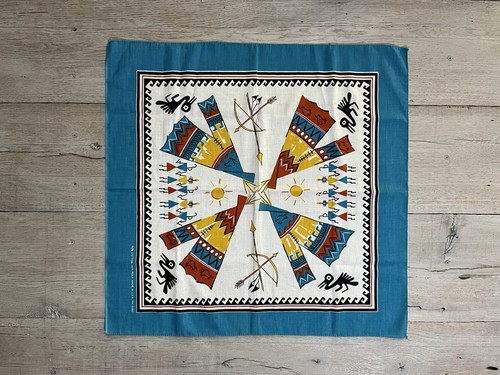 VTG SOUTHWESTERN NATIVE AMERICAN THEME SCARF KERCHIEF COTTON POLY MADE IN USA - Foto 1 di 3