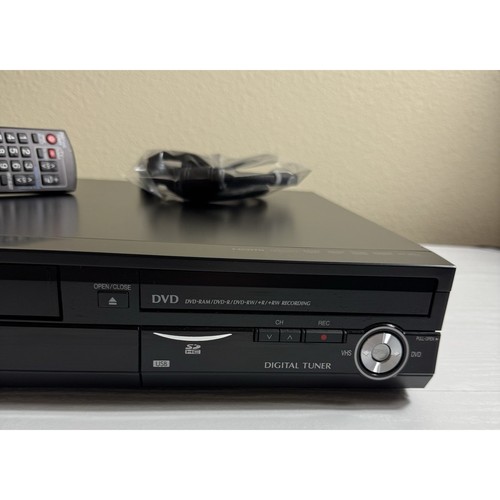 Panasonic DMR-EZ37V registratore DVD e videoregistratore a cassette - con telecomando - Foto 4 di 14