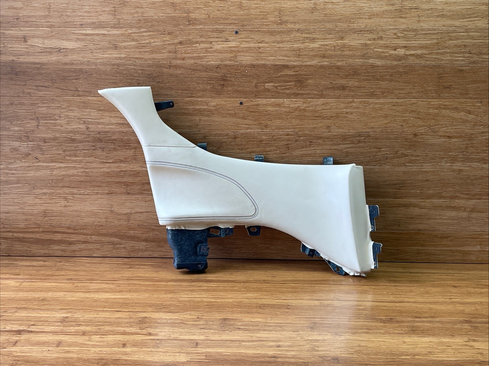 2018-2023 Ferrari Portofino F164 Rear Left Lower Quarter Panel Trim OEM *NOTE*