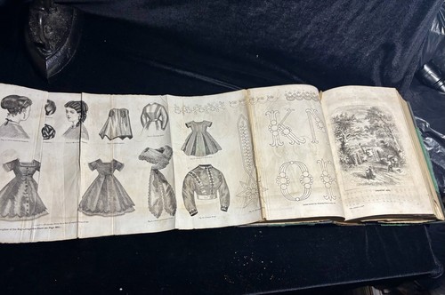 1864-68 Godey’s Fashion Magazine Leatherbound Book - Bild 6 von 18
