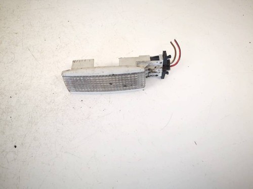 3b0947113 Innenraumleuchte Leseleuchte  Volkswagen Bora DE2246682-35