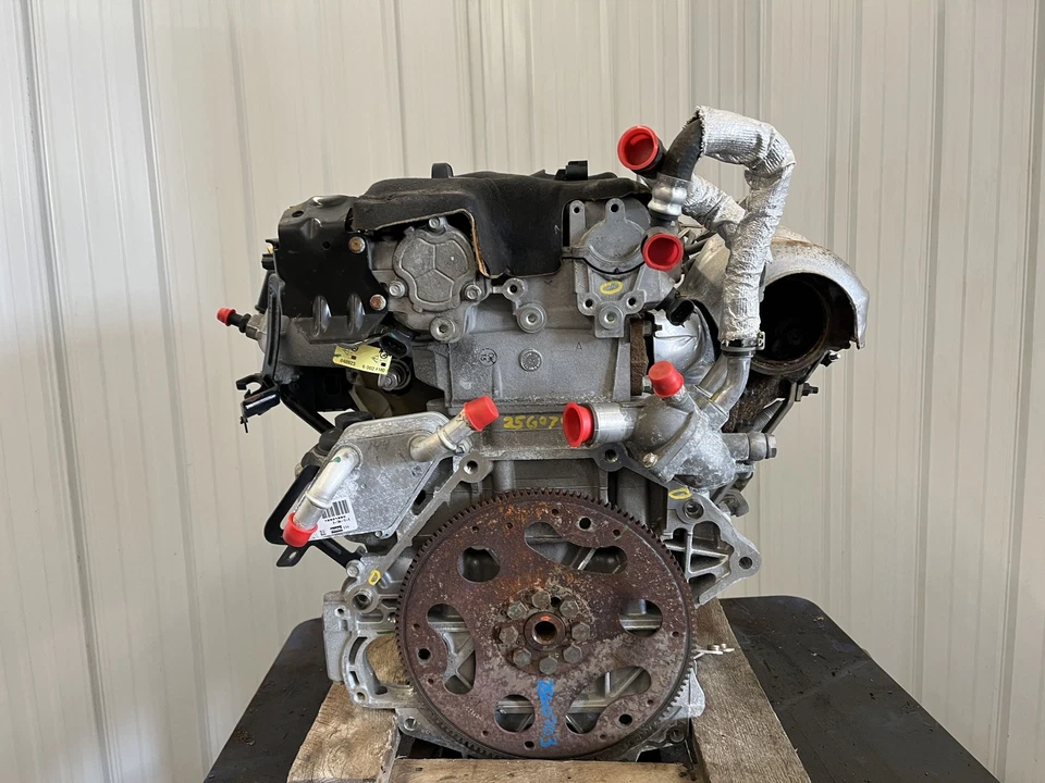 08-10 MOTOR SATURN SKY 2.0 SIN CARGA CENTRAL 52.809 millas Foto 4 de 4