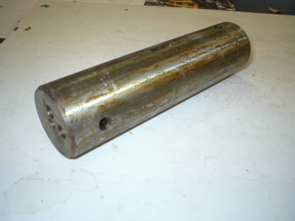 7D8922 Pin Fits Caterpillar 769D 771C 771D 775B 775D 769C 769D 770