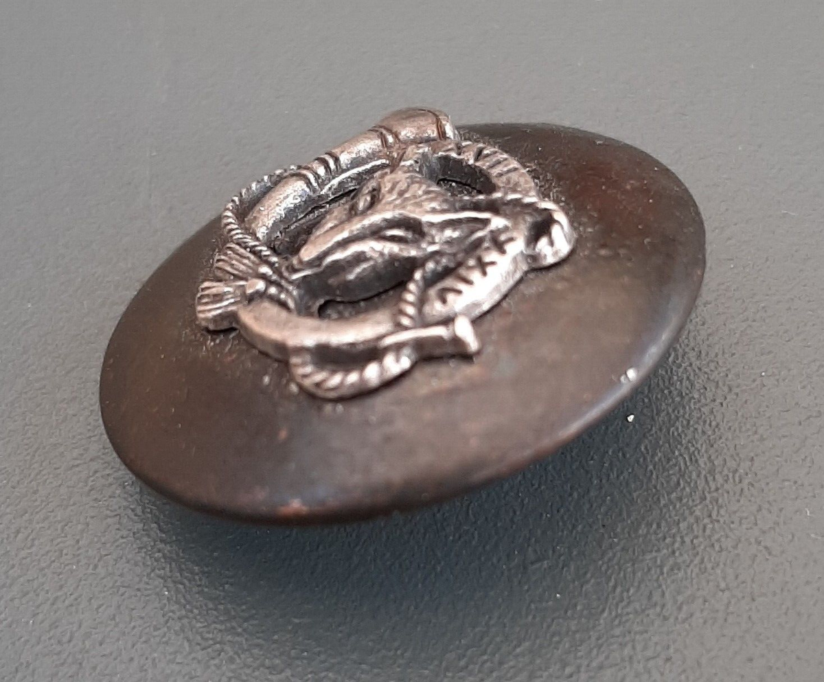 RARE BOUTON VÉNERIE chasse « Loup » - Bronze EUR 12,00 - FR