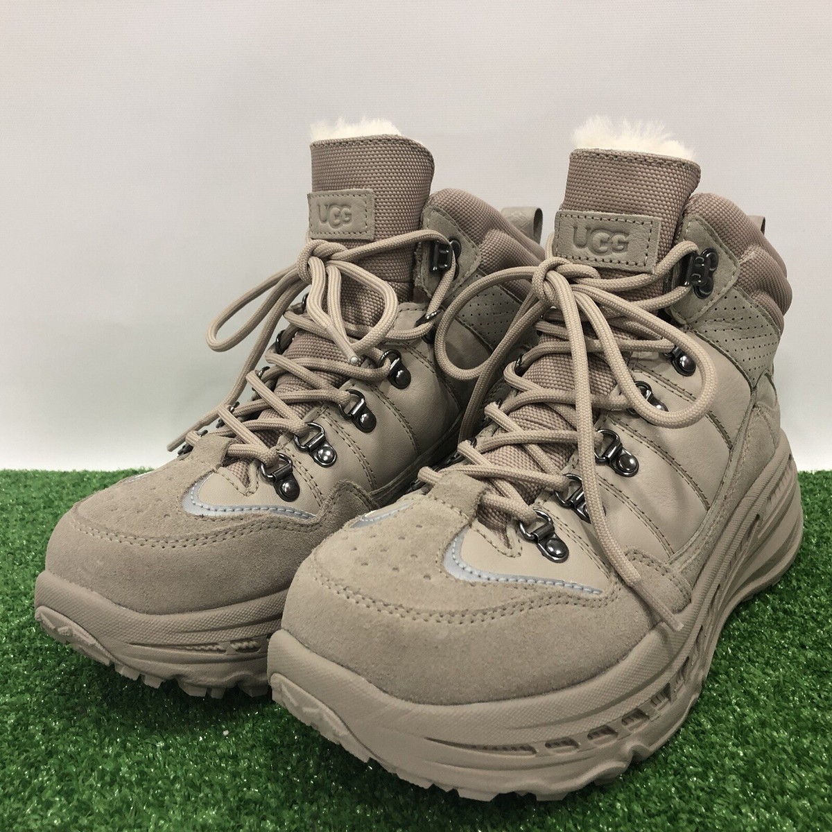 UGG CA805 Putty Hiker Waterproof Suede Boots Mens Sz 8 Beige  display picture 1