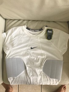 nike padded undershirt