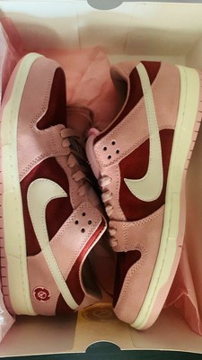 Stillz Red Velvet Cake Dunk Custom Artist Dunks Size 8.5 - NEW IN BOX | eBay