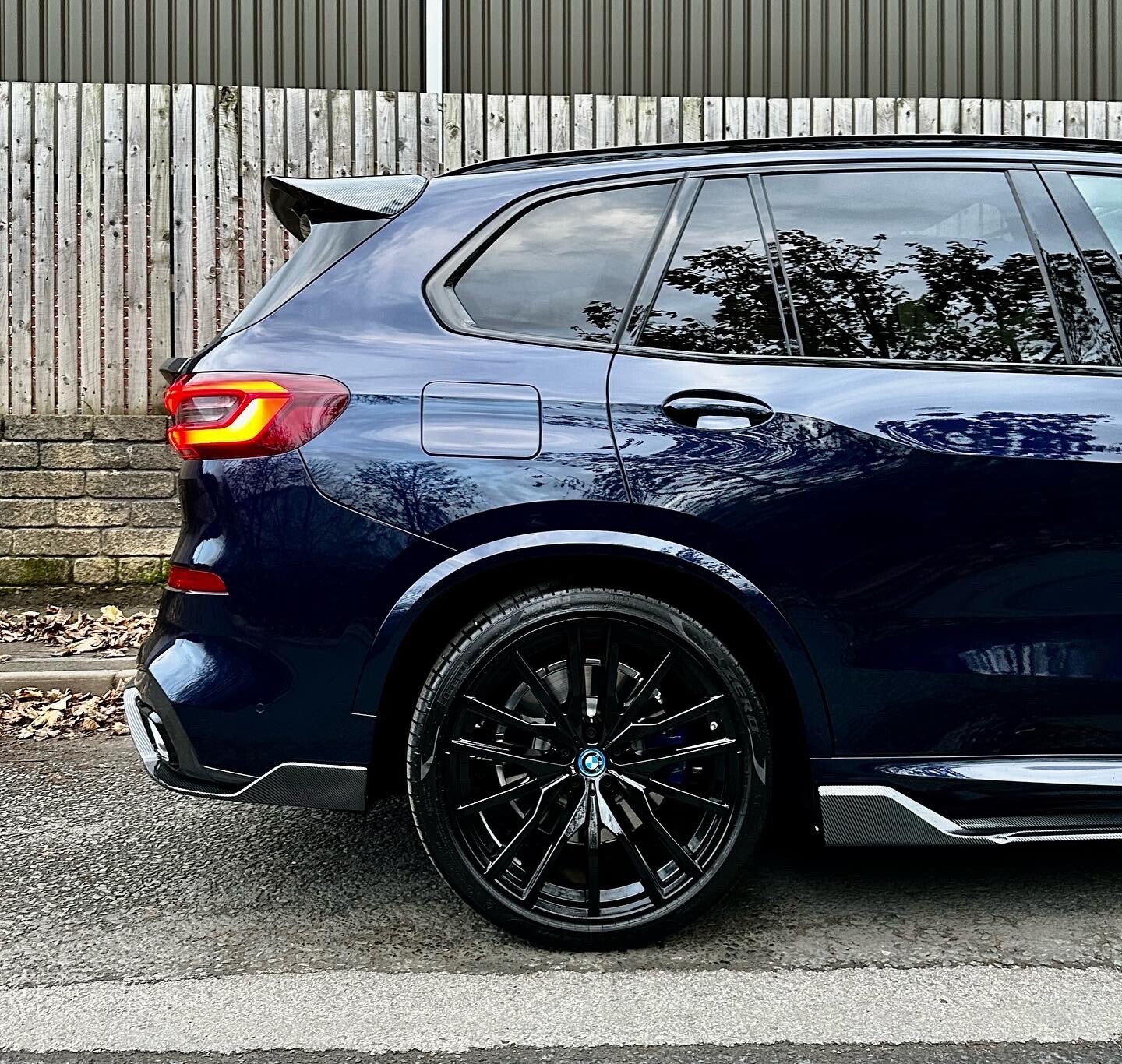 Carbon Farbe Spiegelkappe Abdeckung Gehäuse Paar Für BMW X5