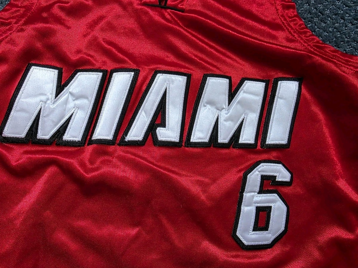 Adidas Miami Heat Authentic Lebron James Sewn Jersey Size 48 Red