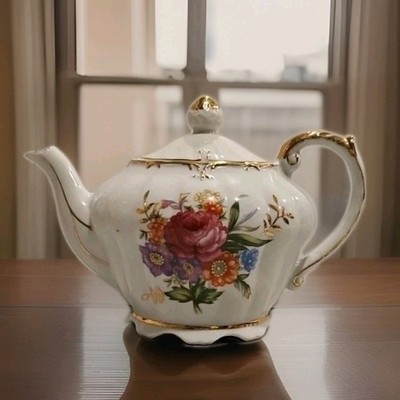 VTG Tilso Japan Musical Teapot   Tea for Two  Floral Porcelain Gold Trim Works 