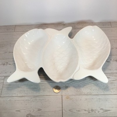 Vintage Three Section Fish Shaped Serving Tray, 13 In X 9 In