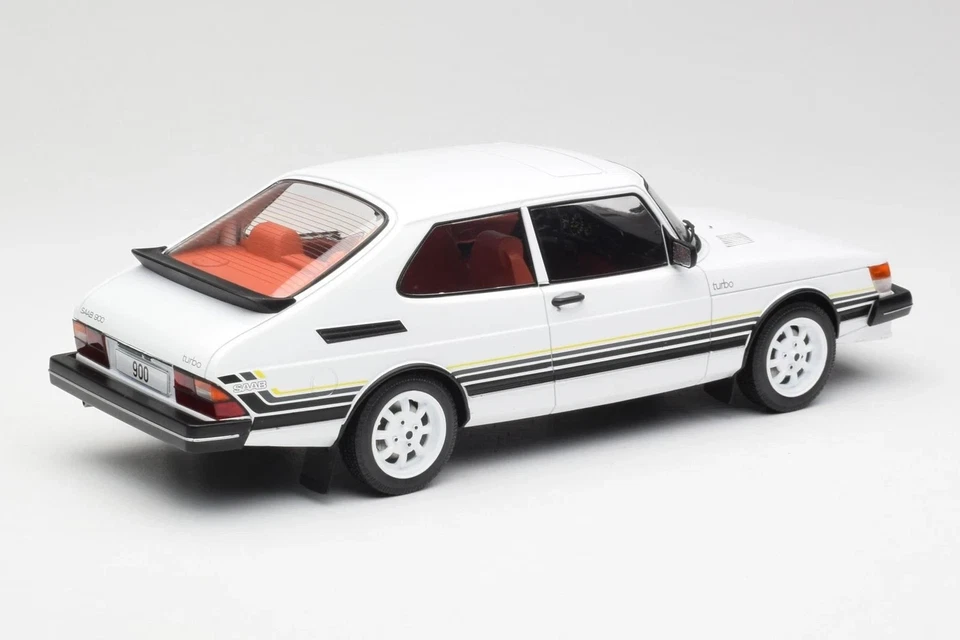 1 : 18 Diecast Model of SAAB 900 Turbo White, Rally! New ! - Image 3 of 4