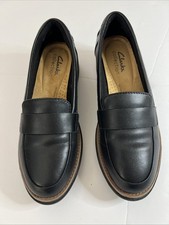 Clark  s Collection Black Loafers Chunky Sole Size 5.5