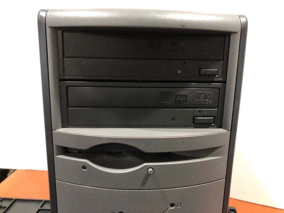 Dell Dimension 4600 Windows XP Retro Gaming/Industrial - P4, 1GB DDR, Nvidia FX - Image 4 of 4