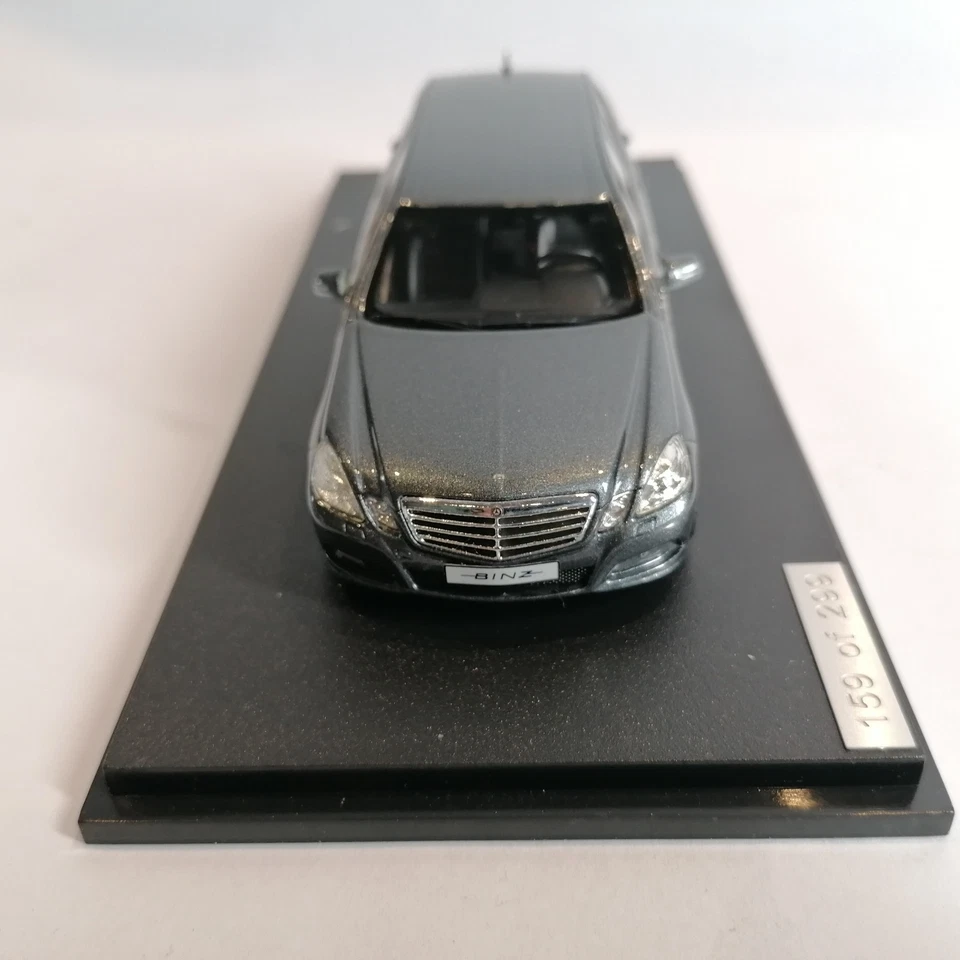 Modelos GLM 1:43 Mercedes Benz Binz W212 Lang Limusina Con Estuche Edición Limitada Foto 4 de 4