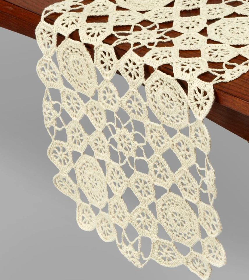 Essential Home Ivory Random Crochet Table Runner Cotton Polyester 13 x 39-in NEW - Image 2 of 3