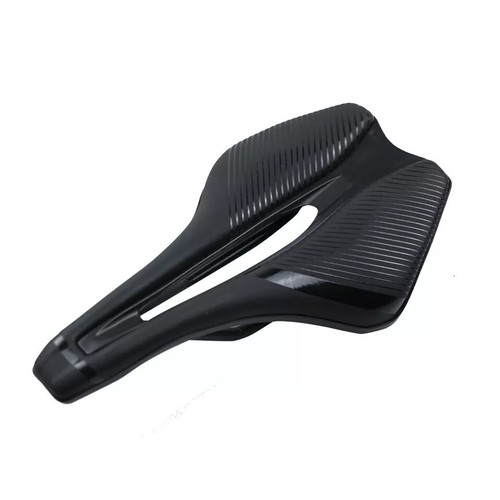 Pro 143 Short Nose Saddle - 143mm - 227 grams - Similar to Prologo Dimension - Afbeelding 1 van 4