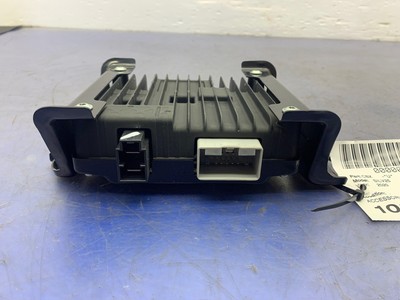 2020 - 2022 CHEVY SILVERADO 2500 OEM AC DC POWER SUPPLY CONTROL