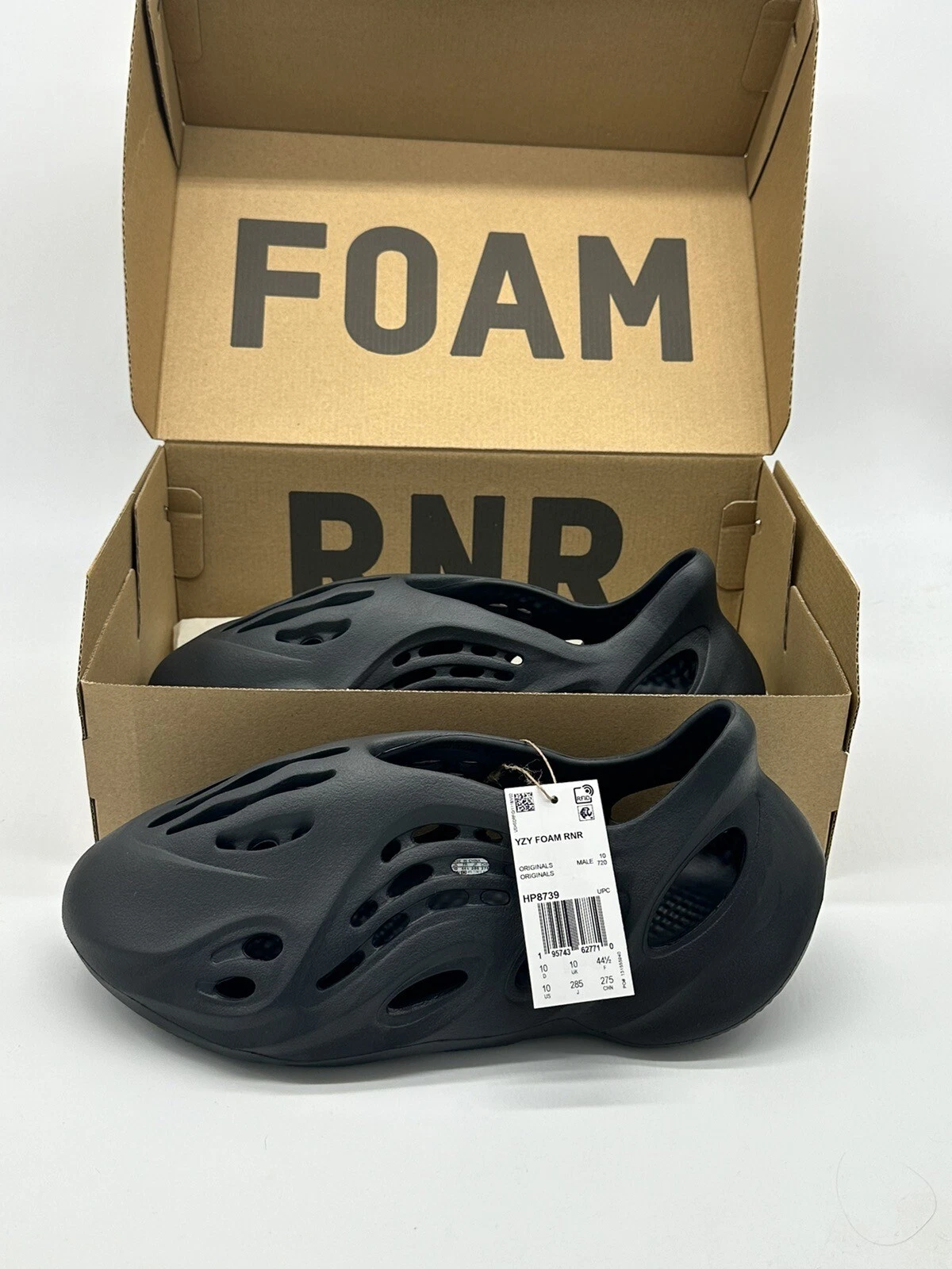 Size 10 adidas Yeezy Black HP8739 Foam Runners.