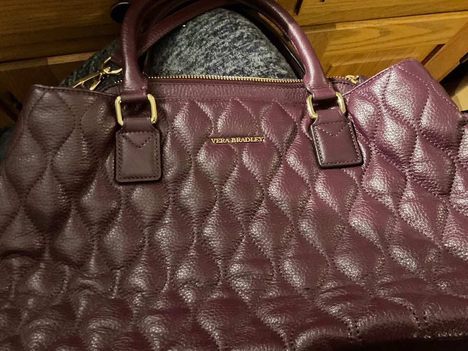 BOLSO DE CUERO MORADO Vera Bradley Acolchado Emma Bolso Cartera Interior BOLSO DE MANO FLORAL Foto 3 de 3