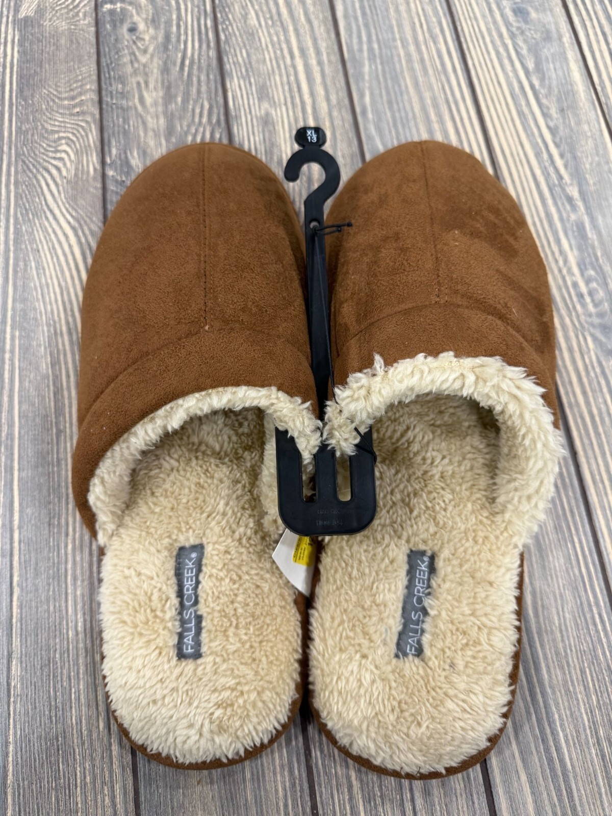 SAOLA Pantofole da uomo XL 13 Falls Creek in camoscio marrone scuro con fodera in pelliccia sintetica e suola in gomma
