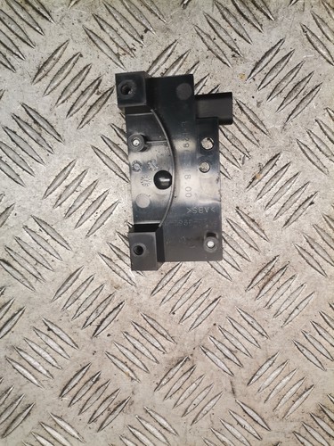 JAGUAR XF X250 Antennenverstärker  6g9115k603kb 3.00 Diesel 2010 21063074 - Bild 1 von 3