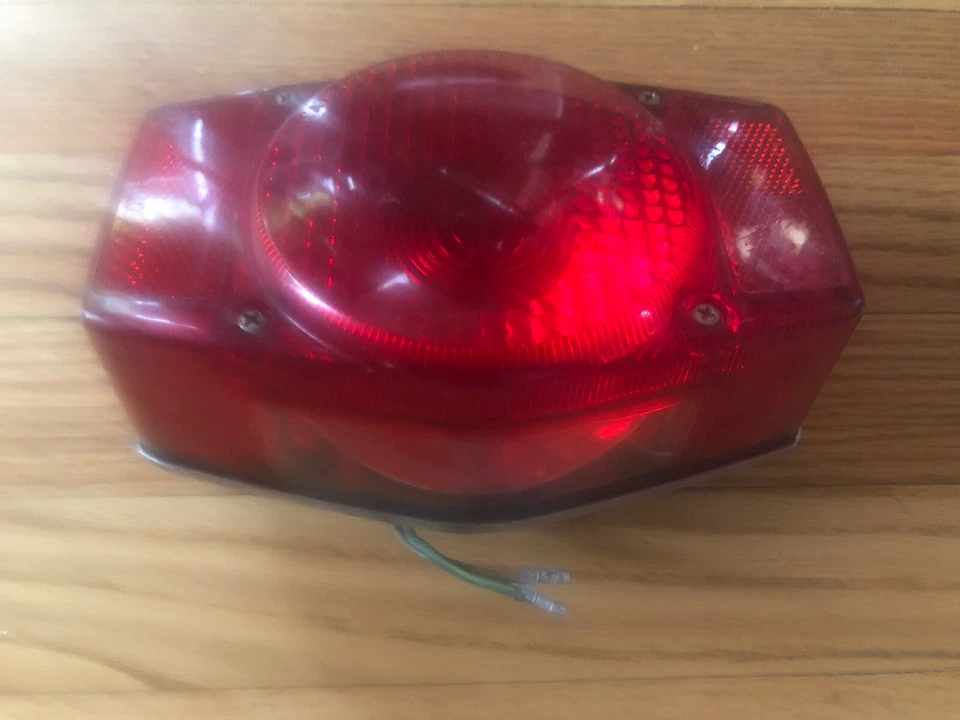 Luz trasera Honda CB750A 1978 1977 Hondamatic #HM-16RC Foto 2 de 4