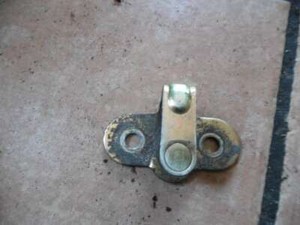 VW Golf III 1H Schließkeil für Heckklappe